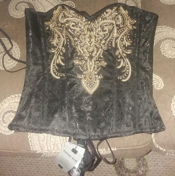 Corsets - Picture 1 of 4